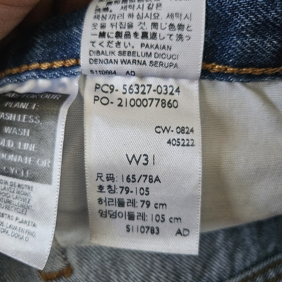 Levi 501® Original Fit High Rise Women's Shorts 31 - Picture 2 of 5